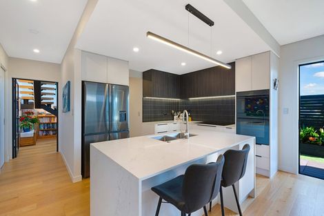 Photo of property in 14a Waitemata Road, Hauraki, Auckland, 0622