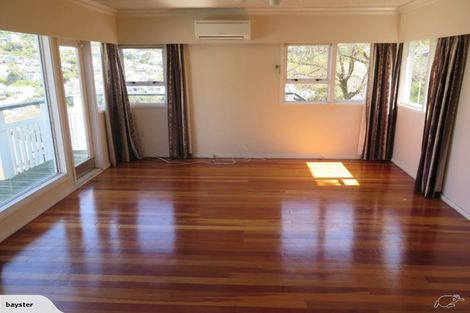Photo of property in 28 Melbourne Road, Island Bay, Wellington, 6023