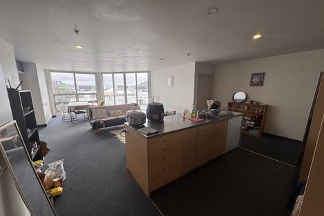 Photo of property in Hanson House, 10/27 Hanson Street, Mount Cook, Wellington, 6021