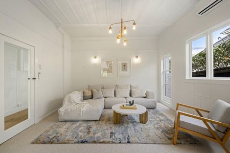 Photo of property in 46 Richmond Avenue, Northcote Point, Auckland, 0627