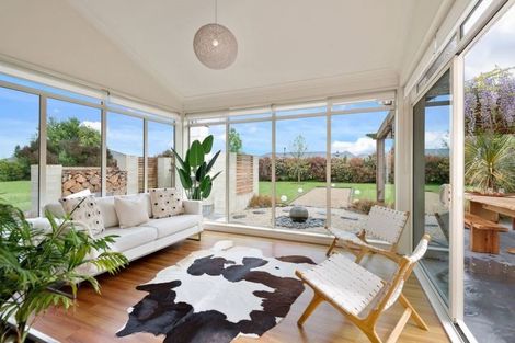 Photo of property in 21 Teviotview Place, Amberley, 7410