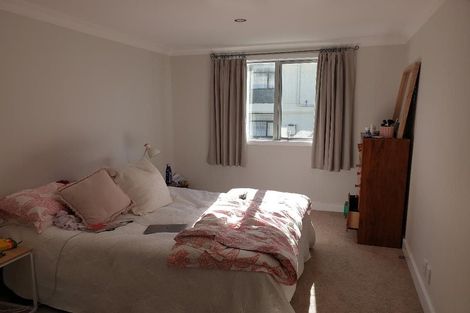 Photo of property in 3/128 Britomart Street, Berhampore, Wellington, 6023