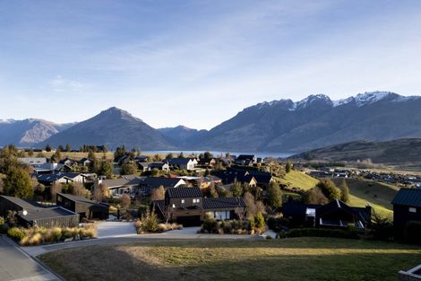 Photo of property in 14 Glenfiddich Road, Jacks Point, Queenstown, 9371