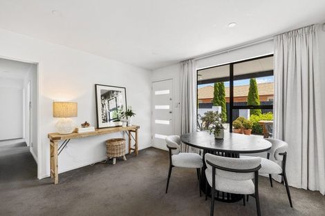 Photo of property in 9 Wakelin Place, Redwood, Christchurch, 8051