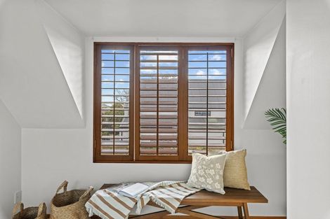 Photo of property in 2/151 Idris Road, Strowan, Christchurch, 8052