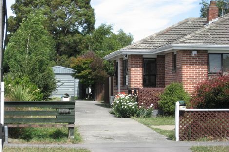 Photo of property in 2/20 Mcgregors Road, Bromley, Christchurch, 8062