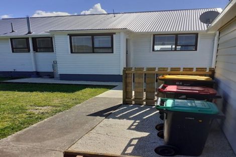 Photo of property in 19 Avro Crescent, Hornby, Christchurch, 8042