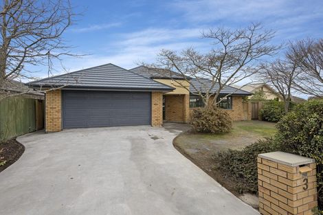 Photo of property in 3 Linkwater Way, Parklands, Christchurch, 8083