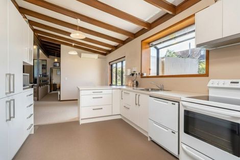 Photo of property in 1 Warwick Street, Balaclava, Dunedin, 9011