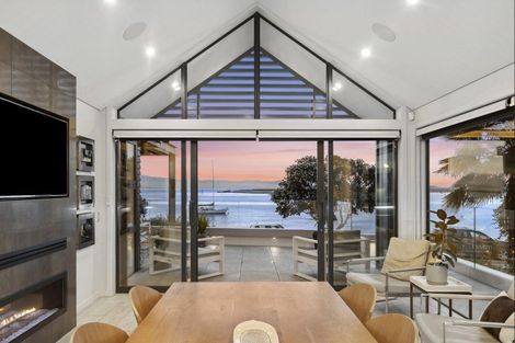 Photo of property in 333 Wakefield Quay, Stepneyville, Nelson, 7010