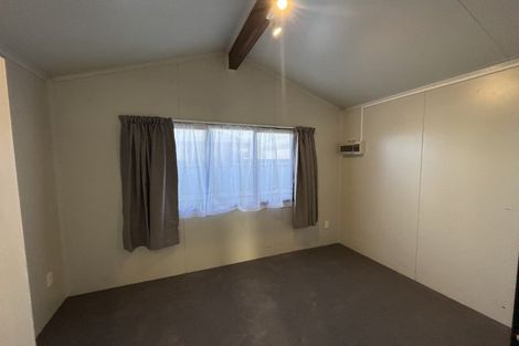 Photo of property in 456 Carrington Street, Upper Vogeltown, New Plymouth, 4310