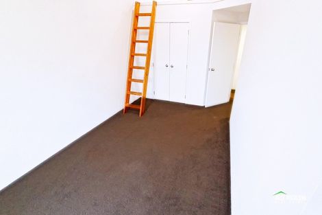 Photo of property in 8 Captain Scott Road, Glen Eden, Auckland, 0602