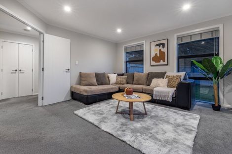 Photo of property in 19 Schooner Drive, Whitby, Porirua, 5024