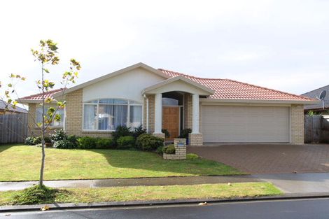 Photo of property in 6 Erne Crescent, East Tamaki, Auckland, 2016