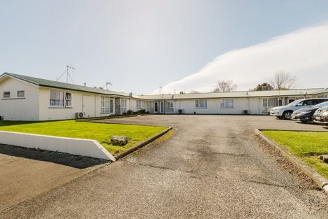 Photo of property in 4/93 Ruahine Street, Roslyn, Palmerston North, 4414