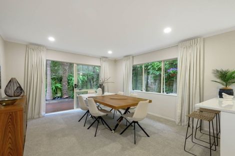 Photo of property in 5a Luana Way, Bucklands Beach, Auckland, 2014