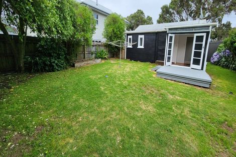 Photo of property in 23 Richmond Street, Fitzroy, New Plymouth, 4312