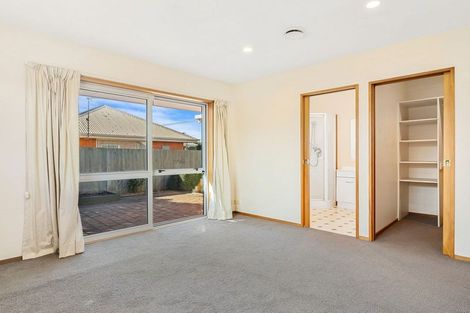 Photo of property in 139a Avonhead Road, Avonhead, Christchurch, 8042