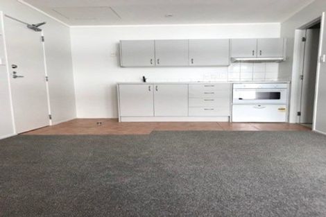 Photo of property in 32b/30 Westward Ho, Glen Eden, Auckland, 0602