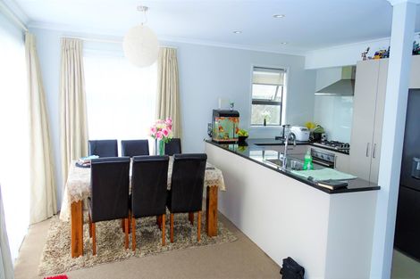 Photo of property in 9 Hirimate Place, Flat Bush, Auckland, 2019