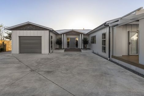 Photo of property in 37 Fairfield Road, Levin, 5510