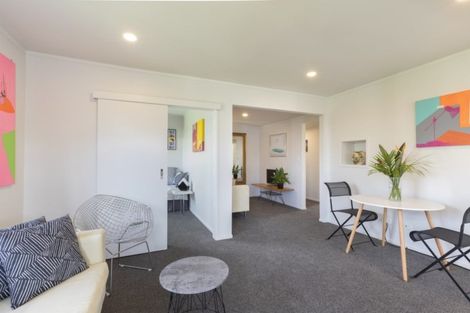 Photo of property in 31 Harbour View Road, Point Wells, 0986