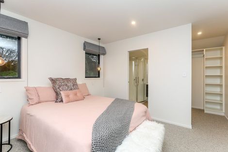 Photo of property in 6c Burns Street, Westown, New Plymouth, 4310