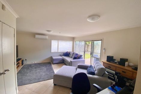 Photo of property in 49 Tiri Tiri Road, Birkdale, Auckland, 0626