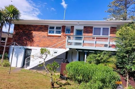 Photo of property in 4/162 Onewa Road, Northcote, Auckland, 0627
