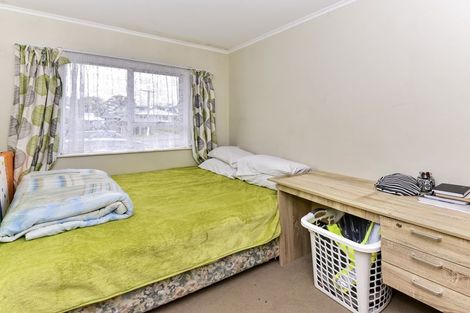 Photo of property in 27 Rimu Road, Oratia, Auckland, 0604