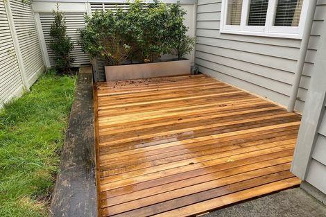 Photo of property in 18 Beresford Street, Bayswater, Auckland, 0622