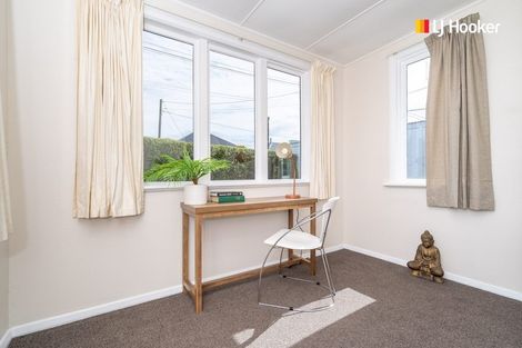 Photo of property in 24 Puketai Street, Andersons Bay, Dunedin, 9013