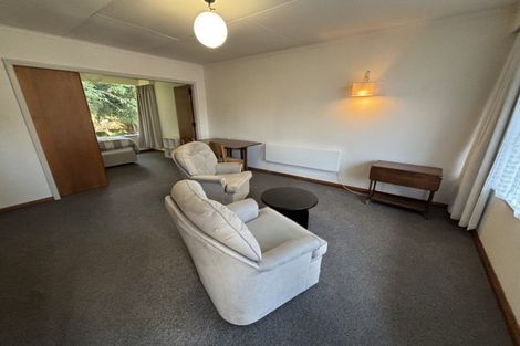 Photo of property in 17 Centennial Drive, Hokowhitu, Palmerston North, 4410