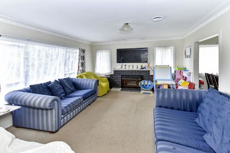 Photo of property in 27 Rimu Road, Oratia, Auckland, 0604