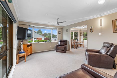 Photo of property in 1 Windsor Place, Mosgiel, 9024