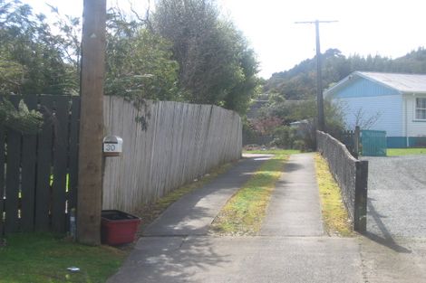 Photo of property in 30 Clark Street, Hikurangi, 0114