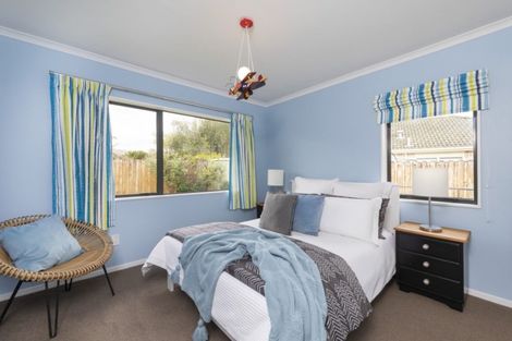 Photo of property in 19 John Lister Close, Golflands, Auckland, 2013