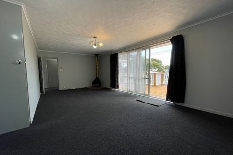 Photo of property in 10 Hinau Street, New Lynn, Auckland, 0600