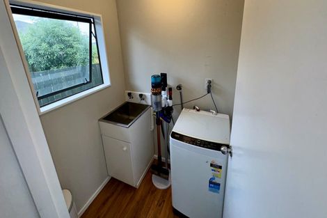 Photo of property in 54 Geraldine Crescent, Cloverlea, Palmerston North, 4412