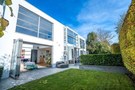 Photo of property in 2 Abberfield Lane, St Albans, Christchurch, 8014