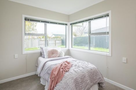 Photo of property in 60 Sylvan Avenue, Waikanae, 5036