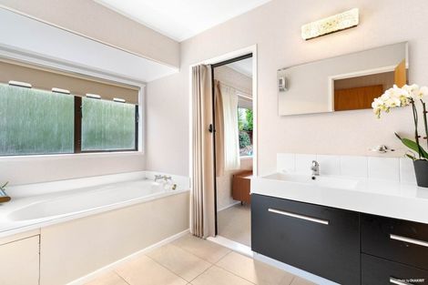 Photo of property in 46 Glenfern Road, Mellons Bay, Auckland, 2014