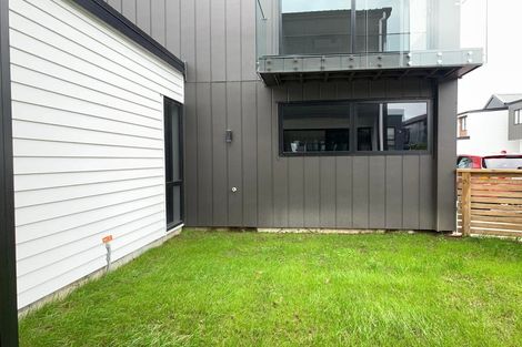 Photo of property in 3 Taiaha Street, Papakura, 2110
