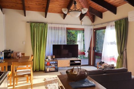 Photo of property in 20 Braemar Road, Castor Bay, Auckland, 0620