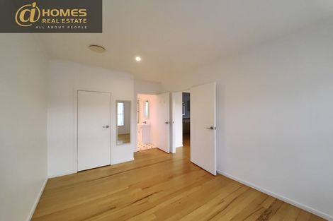 Photo of property in 2/12 Raines Avenue, Forrest Hill, Auckland, 0620