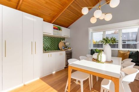 Photo of property in 89 Weston Road, St Albans, Christchurch, 8052