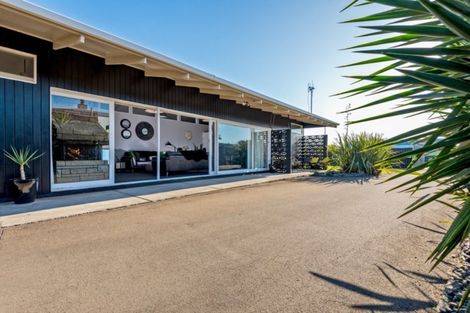 Photo of property in 38 Kelvin Grove Road, Kelvin Grove, Palmerston North, 4414