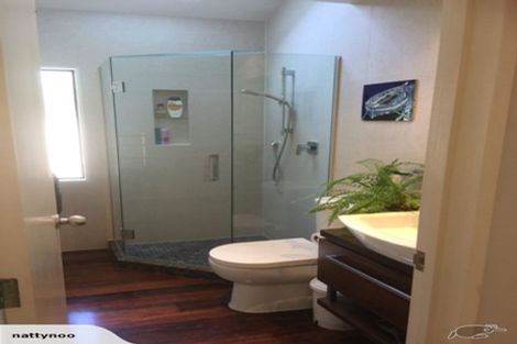 Photo of property in 9a Beach Haven Road, Beach Haven, Auckland, 0626