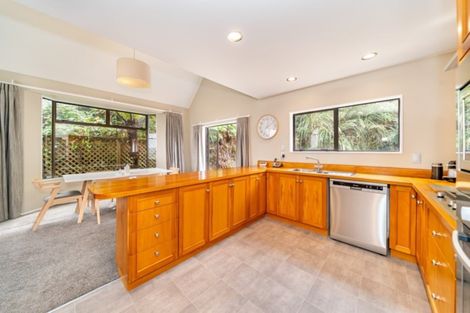 Photo of property in 19 Alleyne Court, Brown Owl, Upper Hutt, 5018