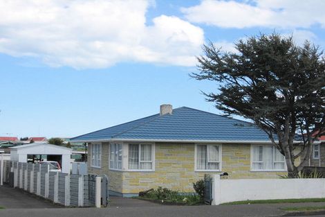 Photo of property in 187 Puriri Street, Castlecliff, Whanganui, 4501